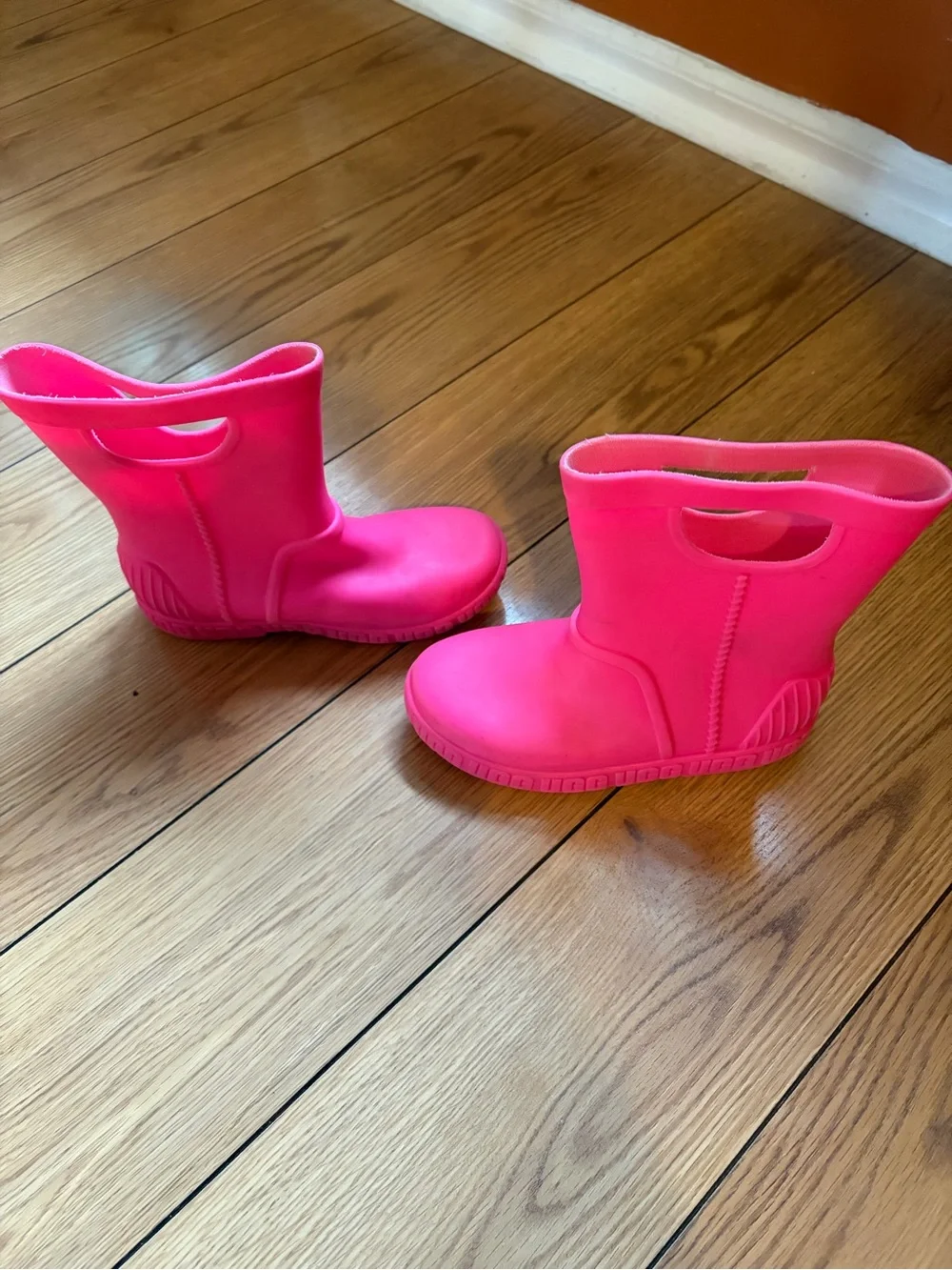 UGG Toddler Drizlita Waterproof Rain Boots in Hot Pink